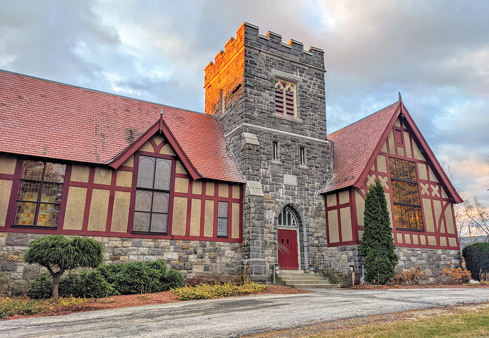 Windham Walks Narrow Growth Path