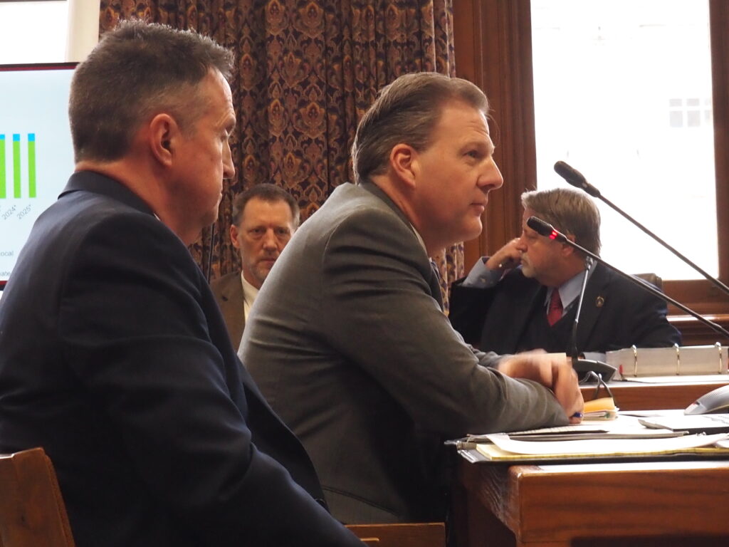Legislature Debates Repealing Communications Service Tax