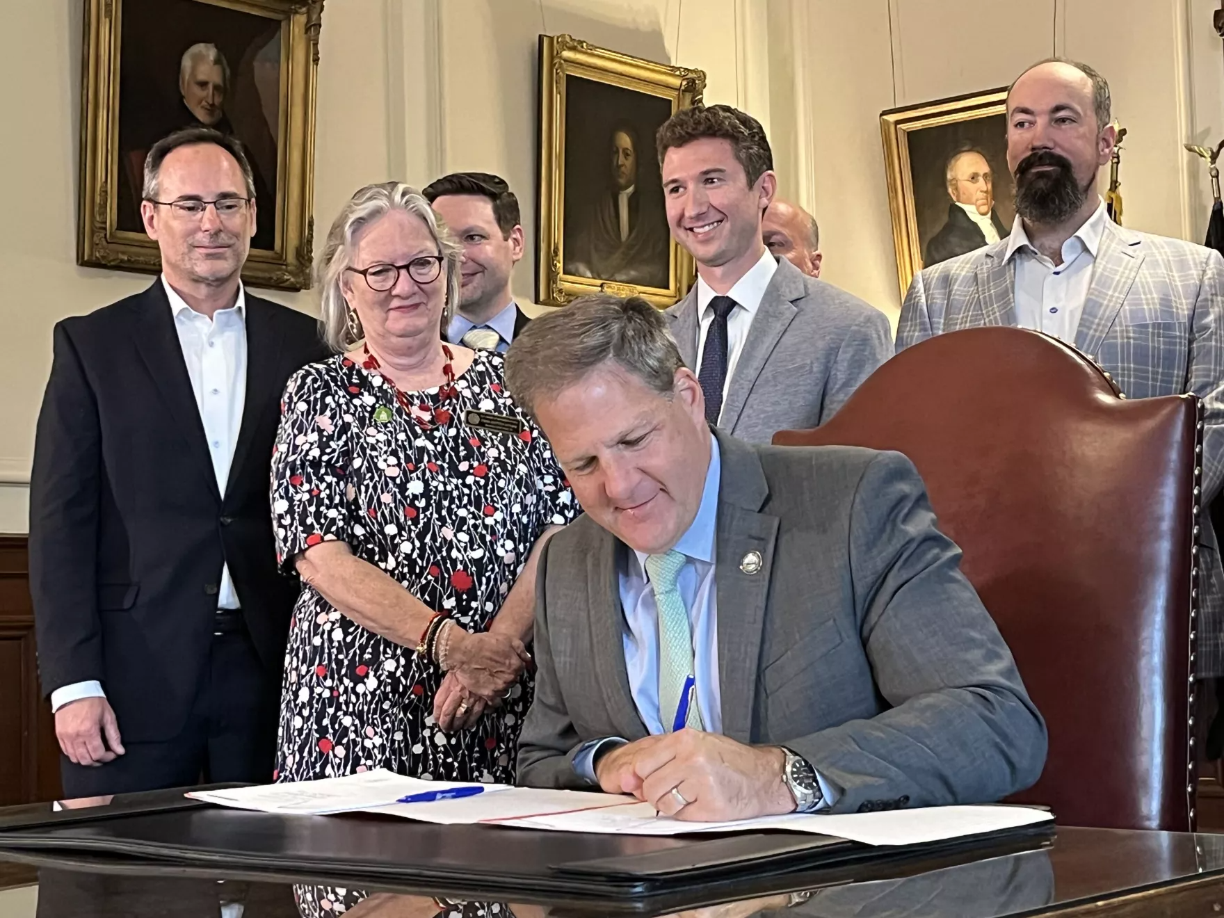 New Law Allows Out-of-State Professionals to Easily Get Licensed in NH