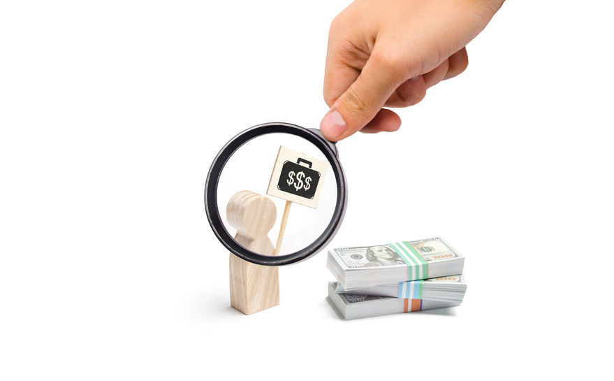 Survey Finds Workers Are Scrutinizing Salaries