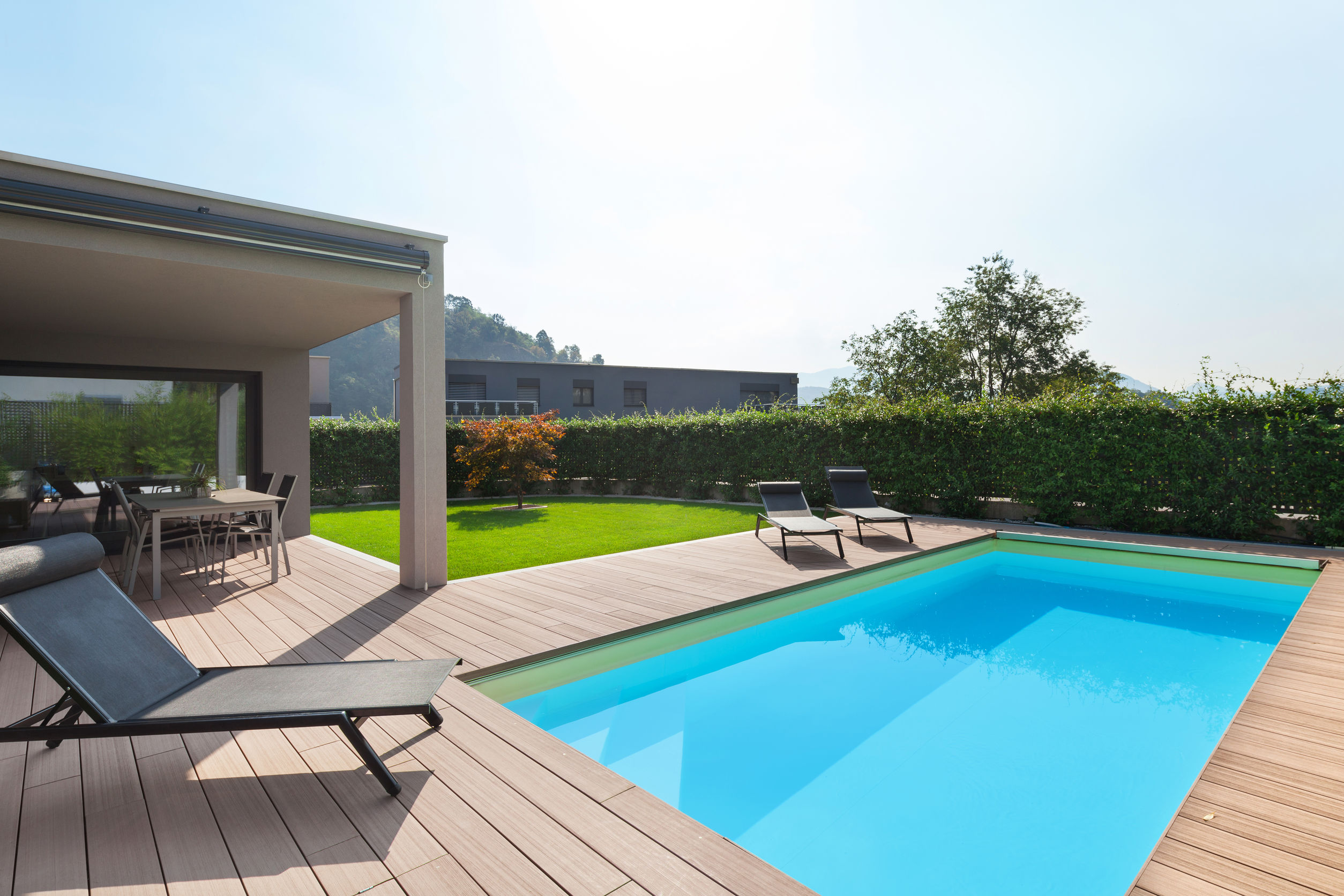 Pool-Sharing Makes a Splash Pool-Sharing Makes a Splash