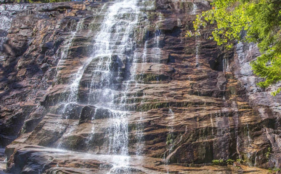 NH Offers Virtual Tourism 