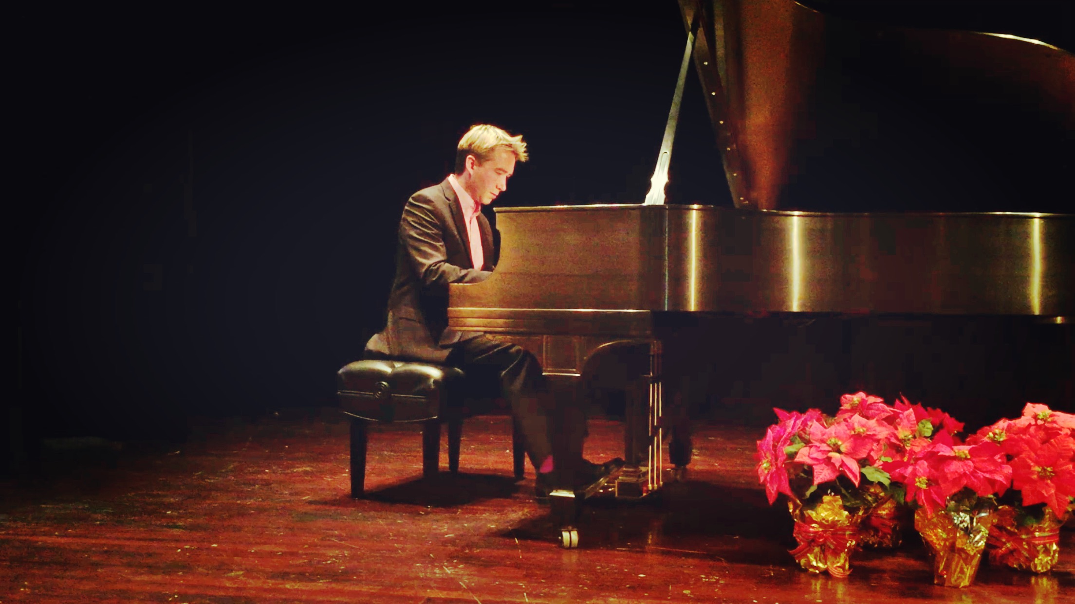 50 Businesses; 50 Solutions: Pianist Takes a Day Job
