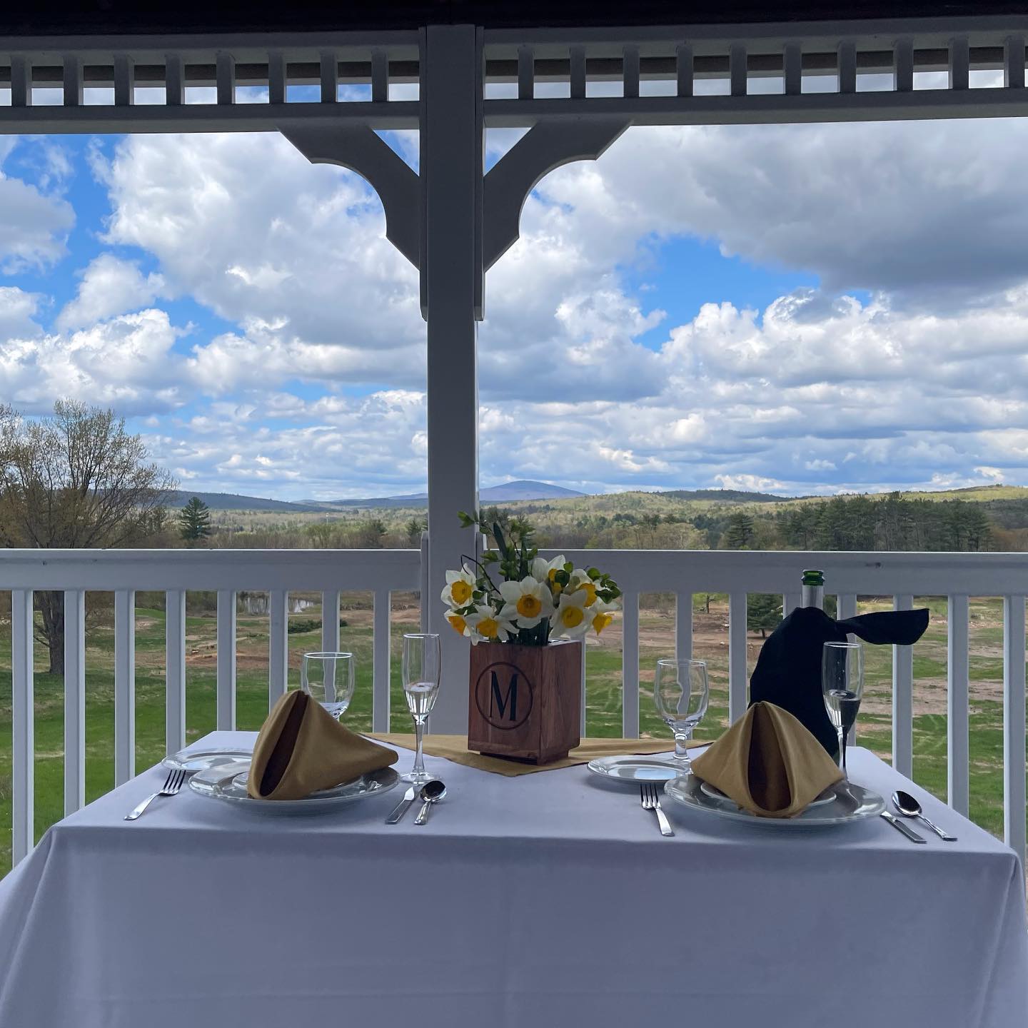 Mojalaki Country Club Reopens as Event Venue